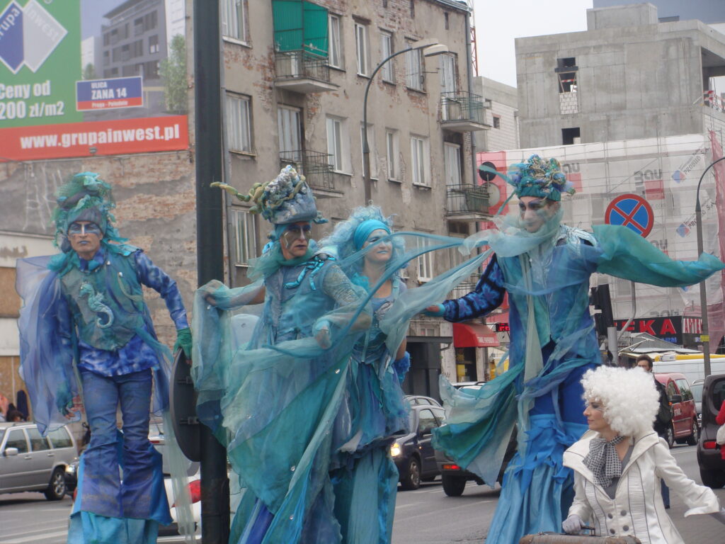 Teatr Akt In Blue